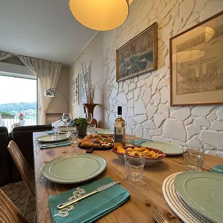 Sea View Terrace In Close To 5-terre Daire