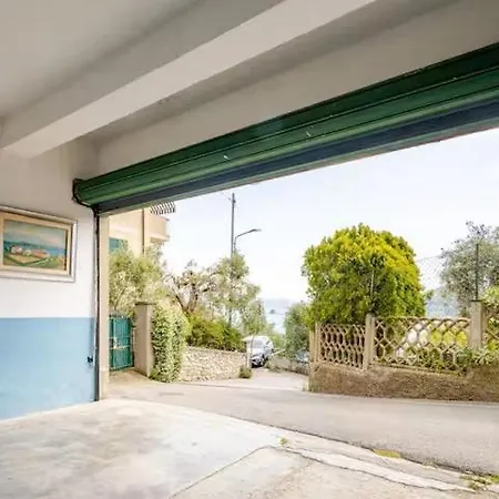 Sea View Terrace In Close To 5-terre Apartament *
